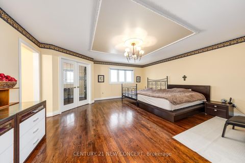 Photo 31 at 38A Avonlea Place, Doncrest, Richmond Hill