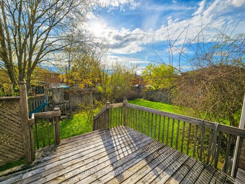 Photo 39 at 38A Avonlea Place, Doncrest, Richmond Hill