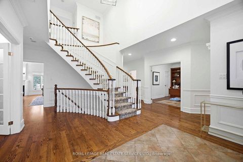 Photo 5 at 100 Rathburn Road, Rosethorn, Toronto