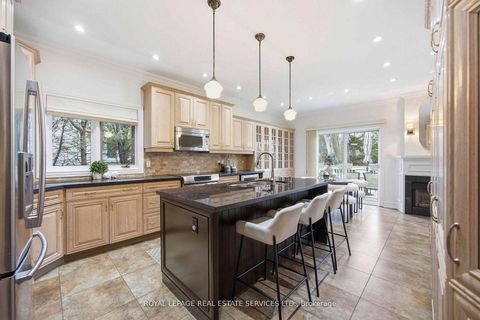 Photo 9 at 100 Rathburn Road, Rosethorn, Toronto