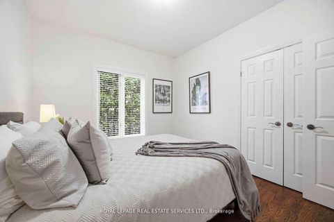 Photo 22 at 100 Rathburn Road, Rosethorn, Toronto