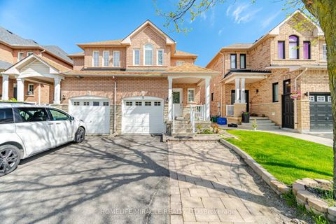 Photo 2 at 8 Nasir Crescent, Vellore Village, Vaughan