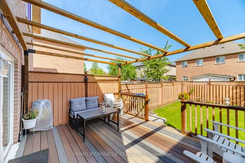 Photo 37 at 8 Nasir Crescent, Vellore Village, Vaughan
