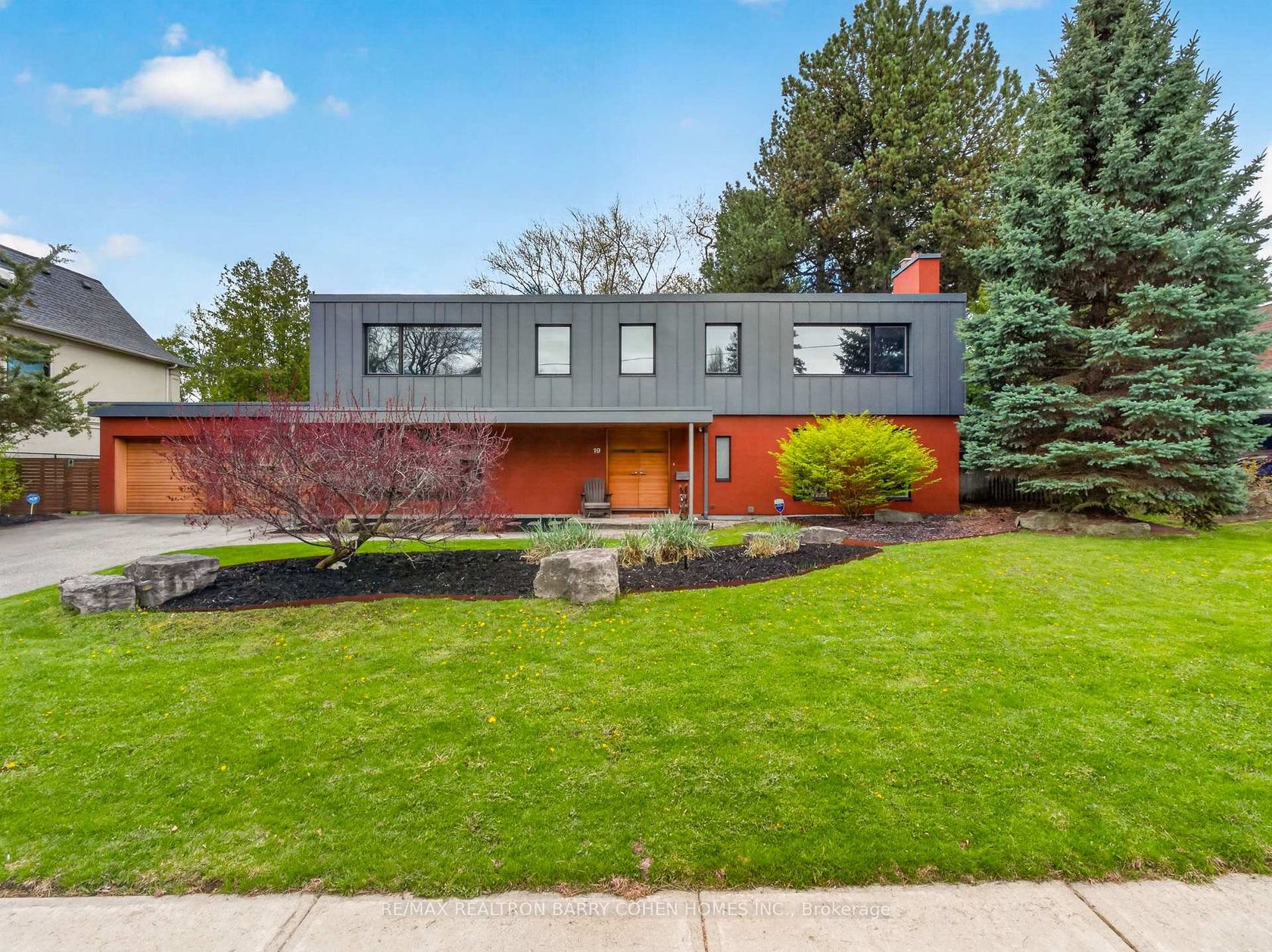 19 Saintfield Avenue, York Mills, Toronto 