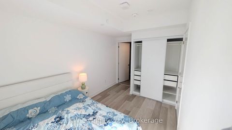 Photo 10 at 233 - 28 Eastern Avenue, Moss Park, Toronto