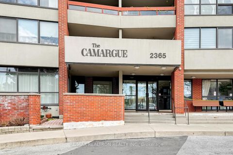 Photo 2 at 505 - 2365 Kennedy Road, Malvern West, Toronto