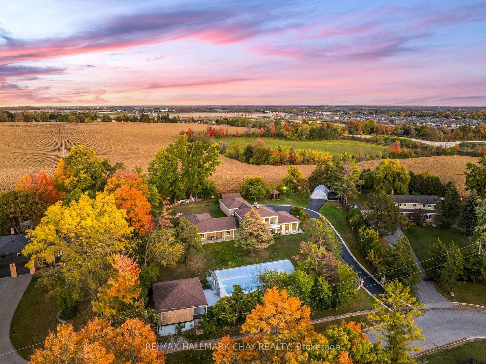 39 Highfield Crescent, Historic Lakeshore Communities, Georgina photo 5