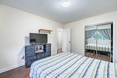 Photo 21 at 271 Thistle Down Boulevard W, Beaumonde Heights, Toronto