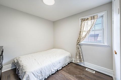 Photo 23 at 271 Thistle Down Boulevard W, Beaumonde Heights, Toronto