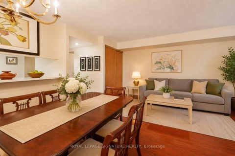 Photo 8 at 205 - 5 Kenneth Avenue, Willowdale East, Toronto