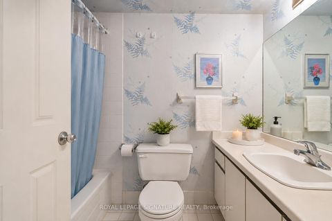 Photo 15 at 205 - 5 Kenneth Avenue, Willowdale East, Toronto
