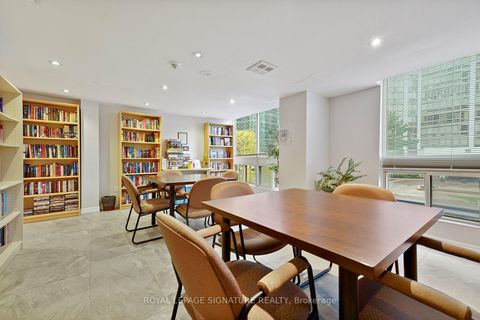 Photo 20 at 205 - 5 Kenneth Avenue, Willowdale East, Toronto
