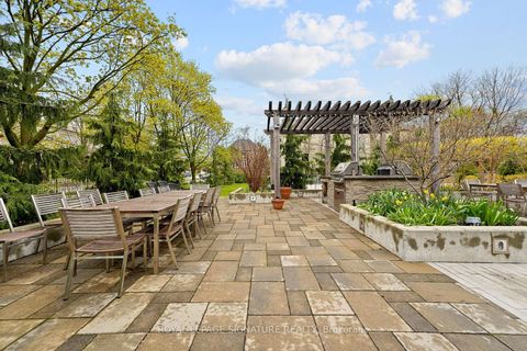 Photo 26 at 205 - 5 Kenneth Avenue, Willowdale East, Toronto