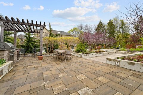 Photo 29 at 205 - 5 Kenneth Avenue, Willowdale East, Toronto