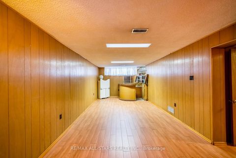 Photo 26 at 26 Summerglade Drive, Malvern West, Toronto