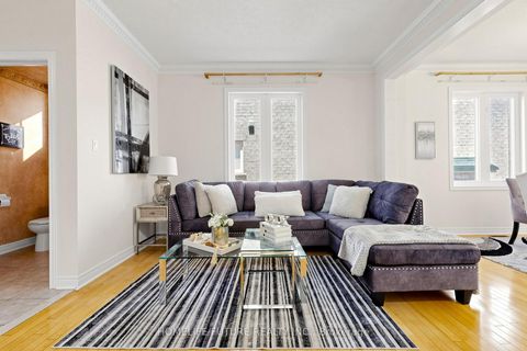 Photo 6 at 55 Ridgecrest Drive, L'Amoreaux, Toronto