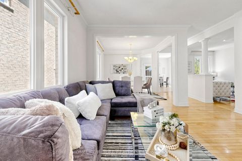 Photo 8 at 55 Ridgecrest Drive, L'Amoreaux, Toronto