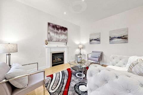 Photo 13 at 55 Ridgecrest Drive, L'Amoreaux, Toronto