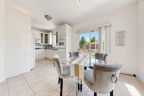 Photo 17 at 55 Ridgecrest Drive, L'Amoreaux, Toronto