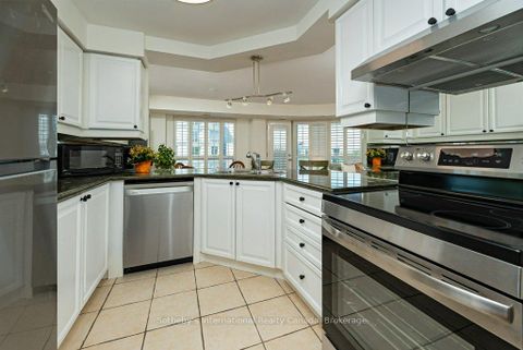 Photo 4 at 514 - 890 Sheppard Avenue W, Bathurst Manor, Toronto