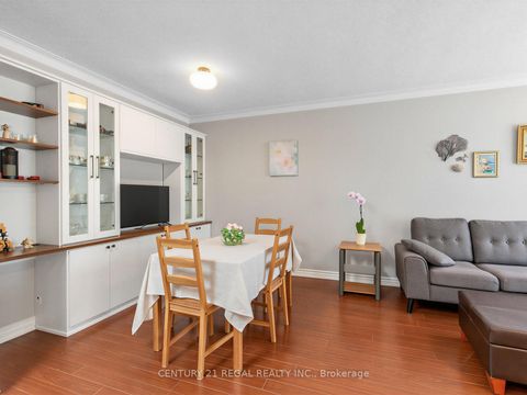 Photo 4 at 9 Craiglee Drive, Cliffside, Toronto