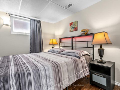 Photo 13 at 9 Craiglee Drive, Cliffside, Toronto
