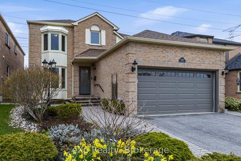 Photo 0 at 1067 Maury Crescent, Liverpool, Pickering
