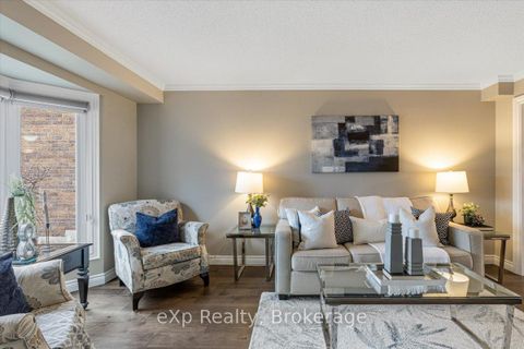 Photo 4 at 1067 Maury Crescent, Liverpool, Pickering