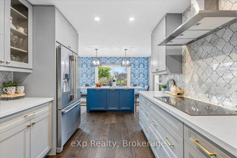 Photo 10 at 1067 Maury Crescent, Liverpool, Pickering