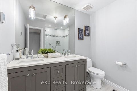 Photo 30 at 1067 Maury Crescent, Liverpool, Pickering
