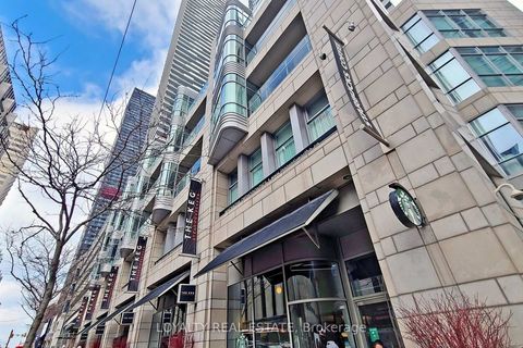 Photo 2 at 1705 - 2221 Yonge Street, Mount Pleasant East, Toronto