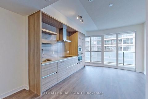 Photo 13 at 1705 - 2221 Yonge Street, Mount Pleasant East, Toronto