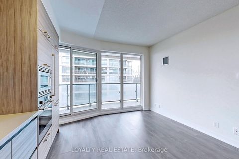 Photo 16 at 1705 - 2221 Yonge Street, Mount Pleasant East, Toronto