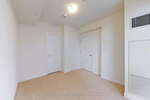 Photo 22 at 1705 - 2221 Yonge Street, Mount Pleasant East, Toronto