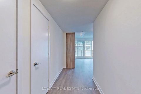 Photo 31 at 1705 - 2221 Yonge Street, Mount Pleasant East, Toronto