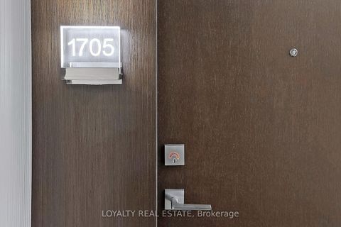 Photo 39 at 1705 - 2221 Yonge Street, Mount Pleasant East, Toronto