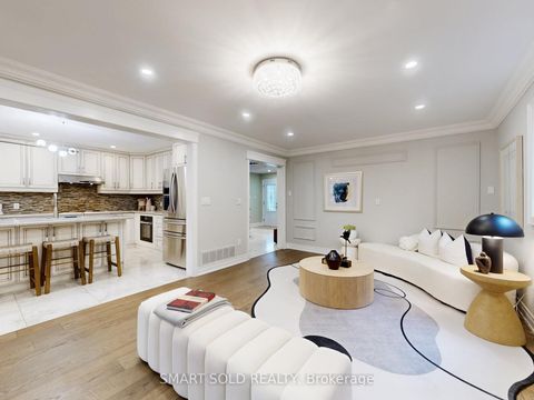 Photo 8 at 24 Normandy Crescent, Harding, Richmond Hill