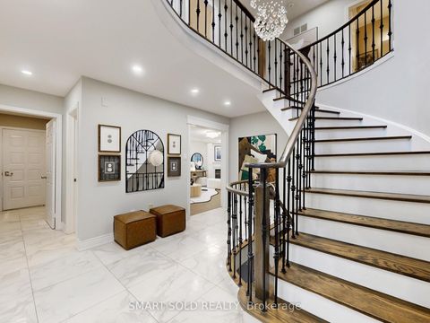 Photo 17 at 24 Normandy Crescent, Harding, Richmond Hill