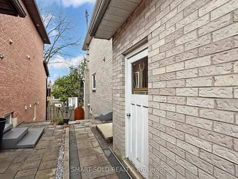 Photo 42 at 24 Normandy Crescent, Harding, Richmond Hill