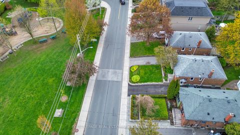 Photo 4 at 64 Nesbitt Drive, Leaside, Toronto