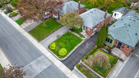 Photo 6 at 64 Nesbitt Drive, Leaside, Toronto
