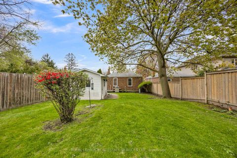 Photo 9 at 64 Nesbitt Drive, Leaside, Toronto