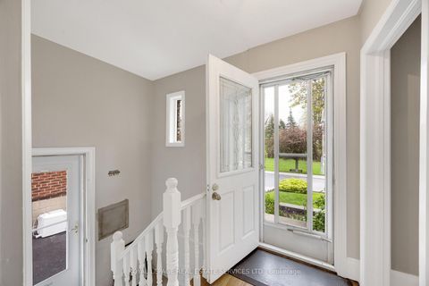 Photo 11 at 64 Nesbitt Drive, Leaside, Toronto