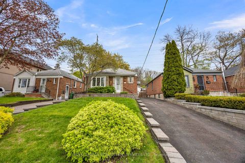 Photo 36 at 64 Nesbitt Drive, Leaside, Toronto