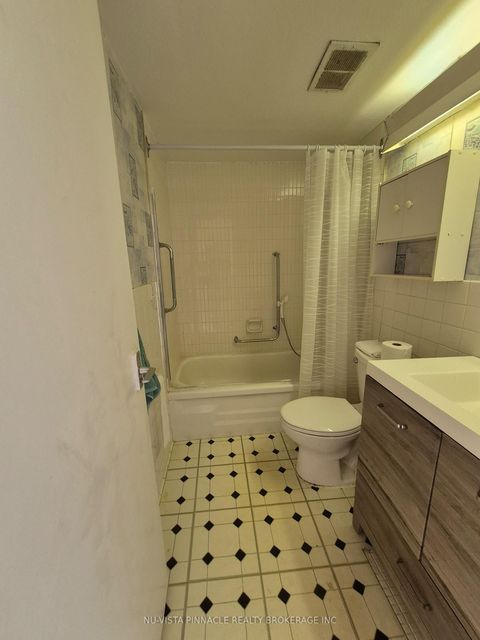 Photo 11 at 612 - 1 Massey Square, Crescent Town, Toronto