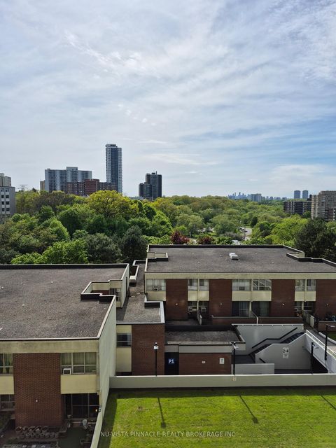 Photo 14 at 612 - 1 Massey Square, Crescent Town, Toronto
