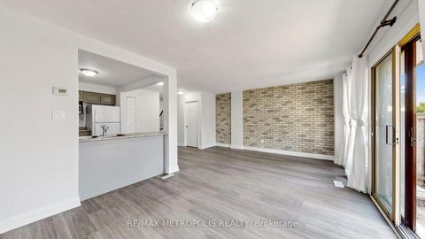 Photo 7 at 18 - 11 Livonia Place, Morningside, Toronto
