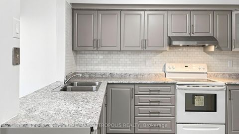 Photo 17 at 18 - 11 Livonia Place, Morningside, Toronto