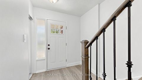 Photo 19 at 18 - 11 Livonia Place, Morningside, Toronto