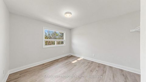 Photo 30 at 18 - 11 Livonia Place, Morningside, Toronto